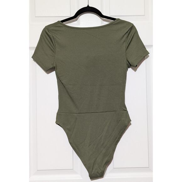 Army Green Bodysuit Womens Medium Ribbed Knit Ruched Stretchy Soft Tee One Piece - Picture 7 of 12